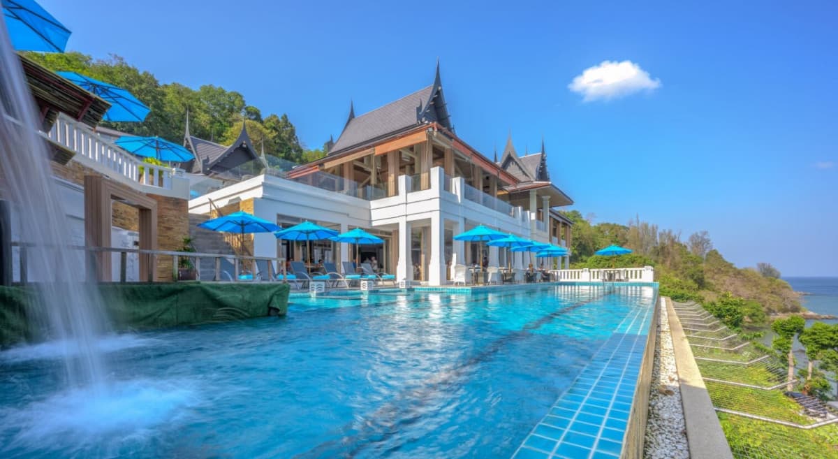 The Aquamarine Resort & Villa