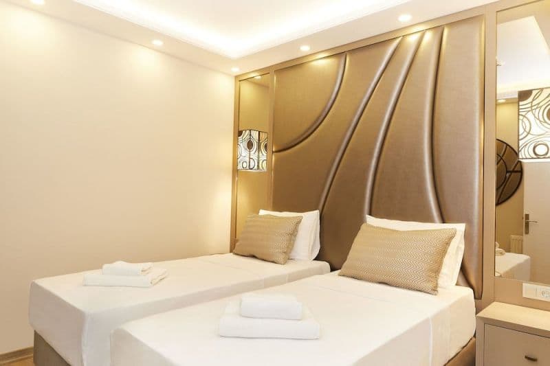 ALL SEASONS HOTEL