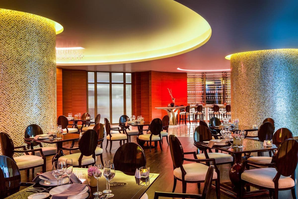 Bab Al Qasr Beach Hotel And Spa