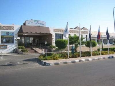 New La Perla Hotel