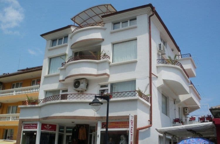 Keti Guest House