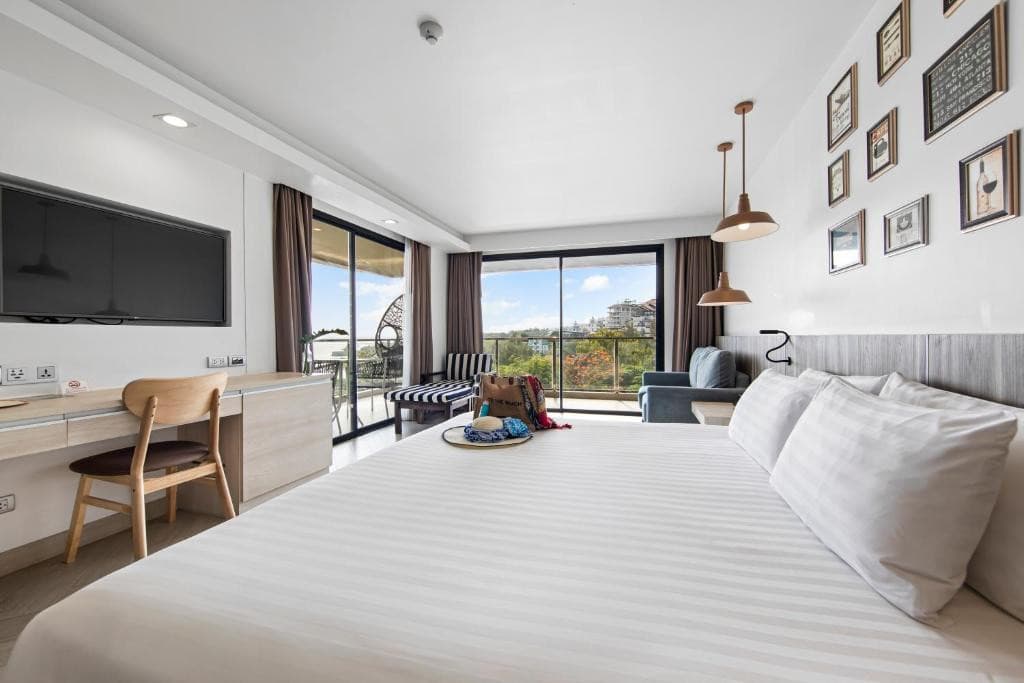Golden Tulip Pattaya Beach Resort