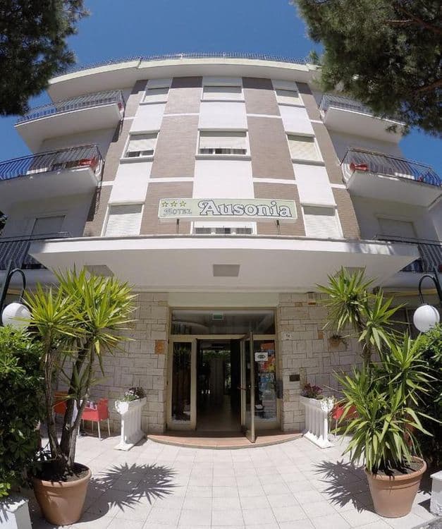 Ausonia Hotel
