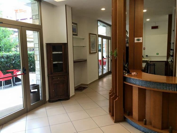 Ausonia Hotel
