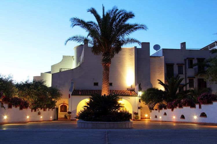 Baia del Capitano Hotel