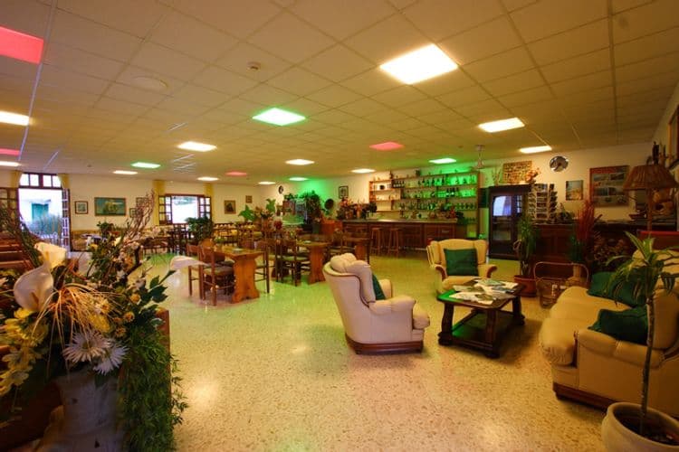 Cesotta Hotel