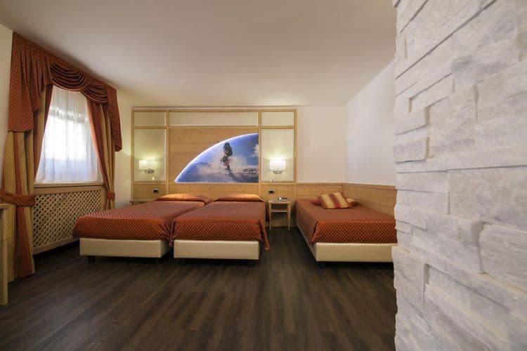 Touring Hotel
