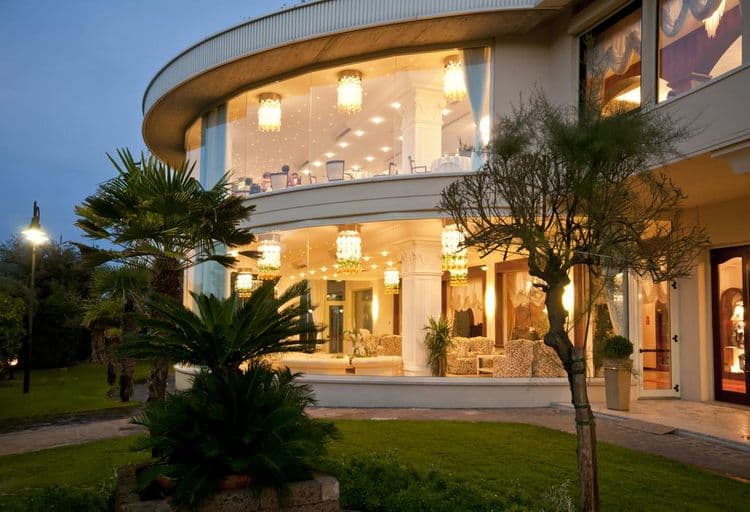 Gallia Grand Hotel