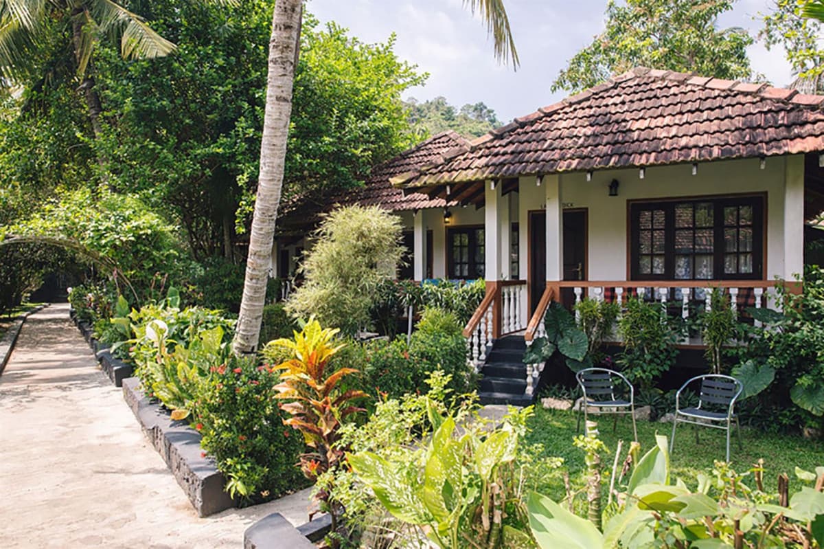 Flower Garden Hotel