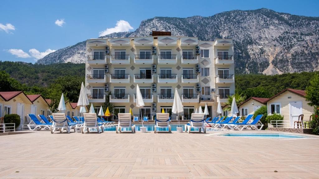 Imeros Hotel