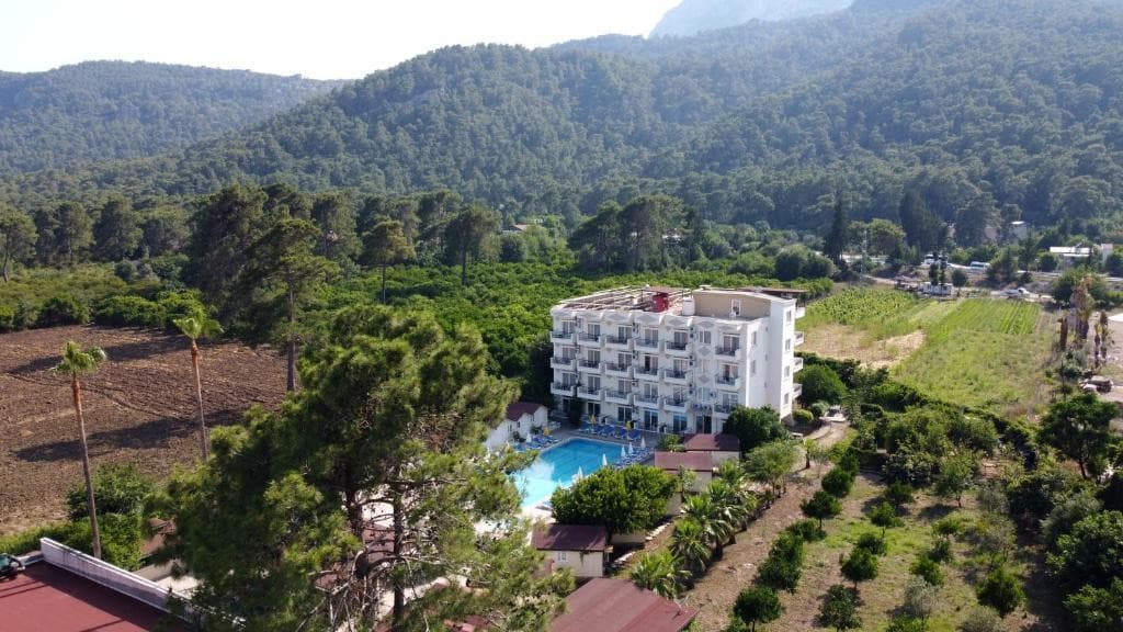 Imeros Hotel