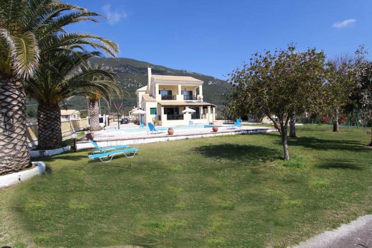 Skidi Beach Villa