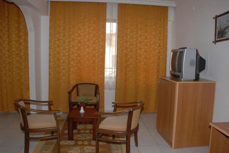 Club Prestige Hotel