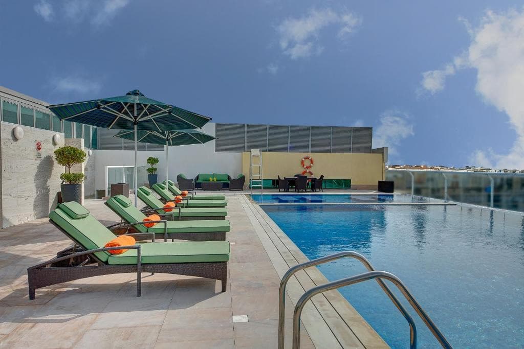 Al Khoory Atrium Hotel