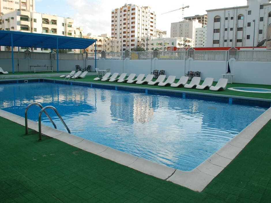 Al Bustan Hotel Flats