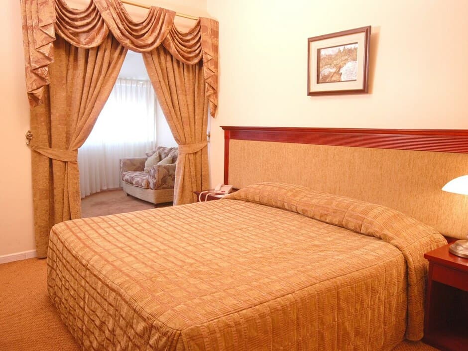 Al Bustan Hotel Flats