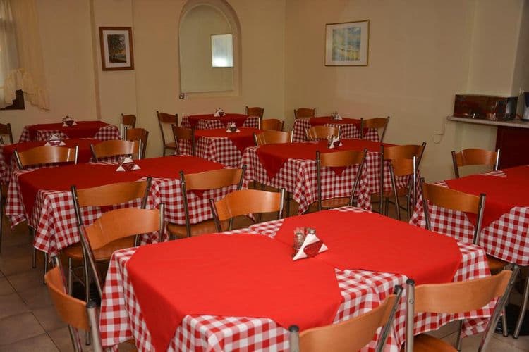 Samel Hotel