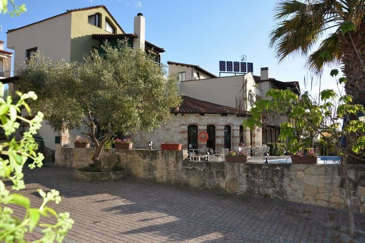 Samel Hotel