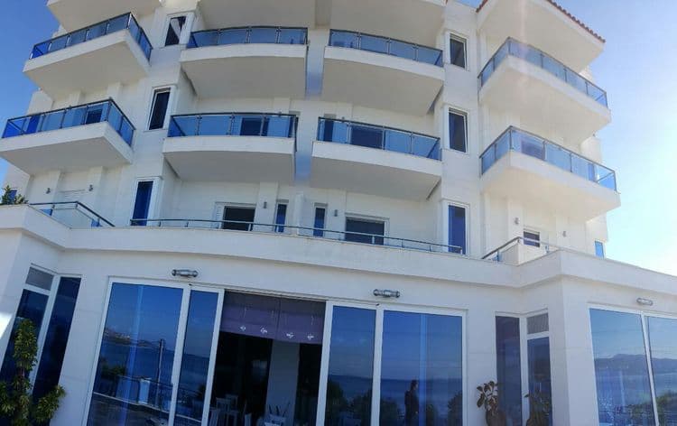ALER Holiday Inn Saranda Hotel