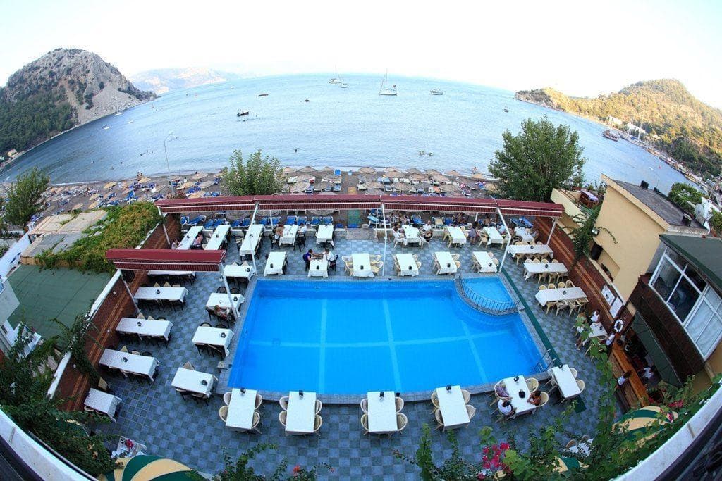 Ozcan Beach Hotel