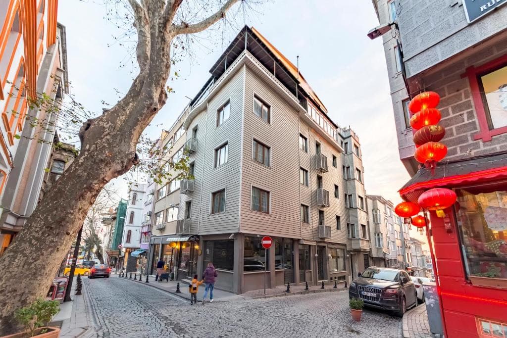 HOTEL FEHMI BEY