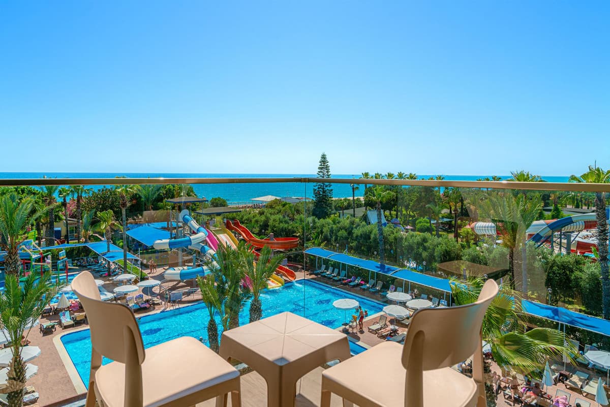 Club Caretta Beach
