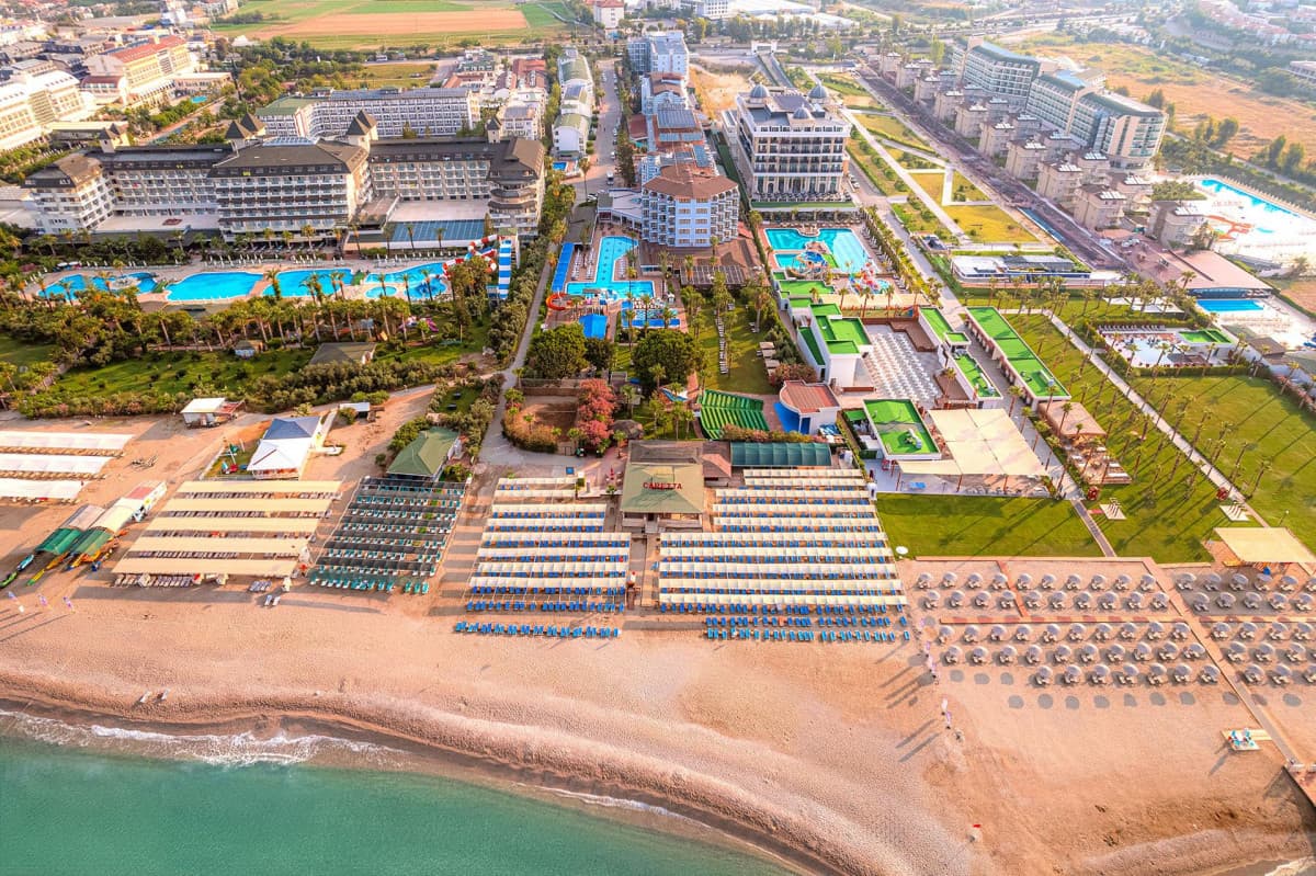 Club Caretta Beach