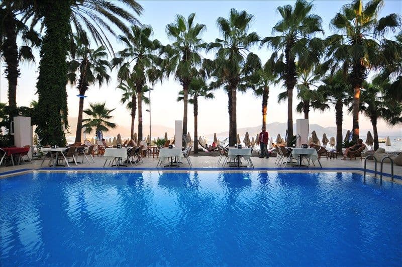 Palm Beach Hotel