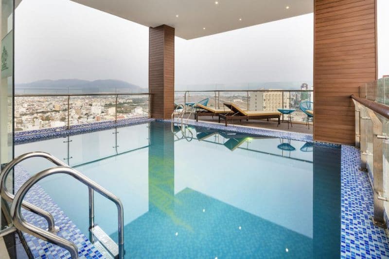 Crown Hotel Nha Trang