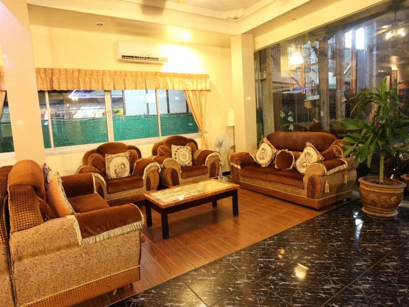 Home Pattaya Hotel