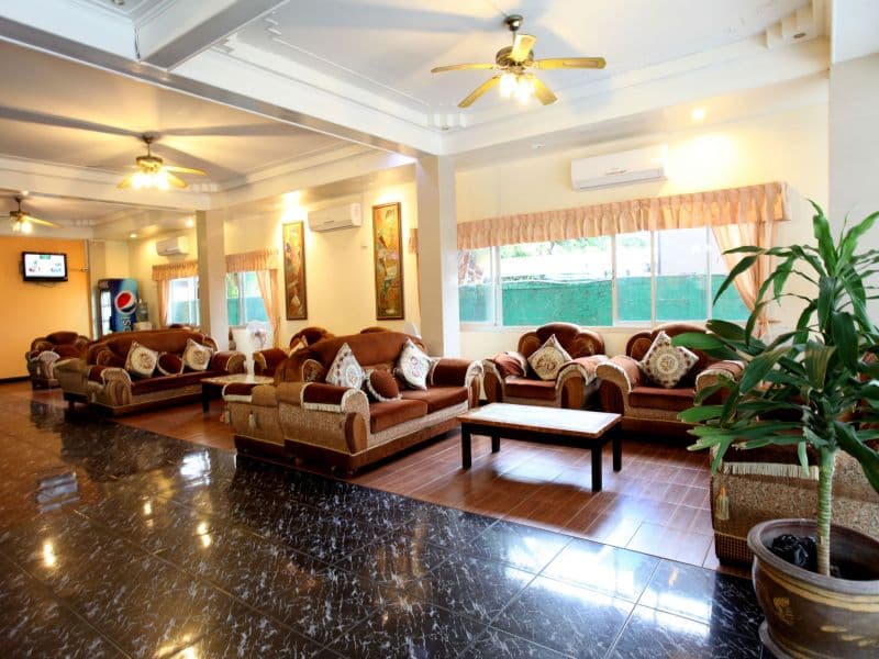 Home Pattaya Hotel