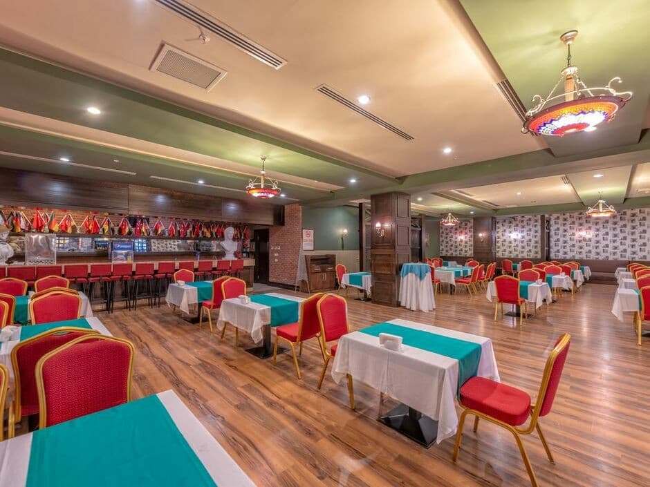 Roma Beach Resort & Spa