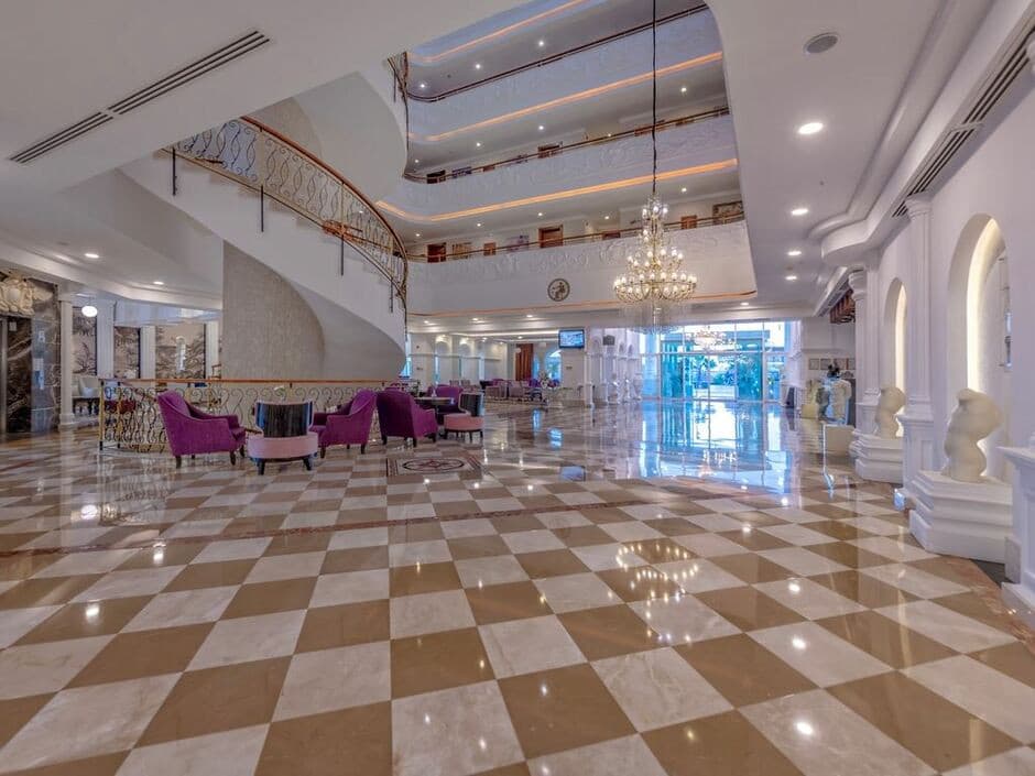 Roma Beach Resort & Spa