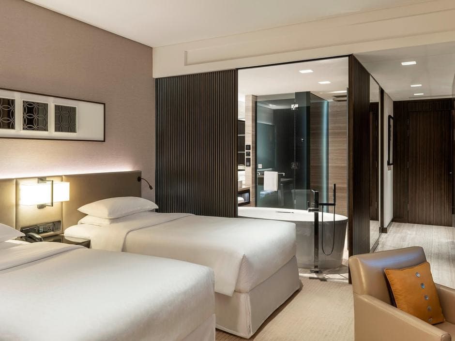 Sheraton Grand Hotel