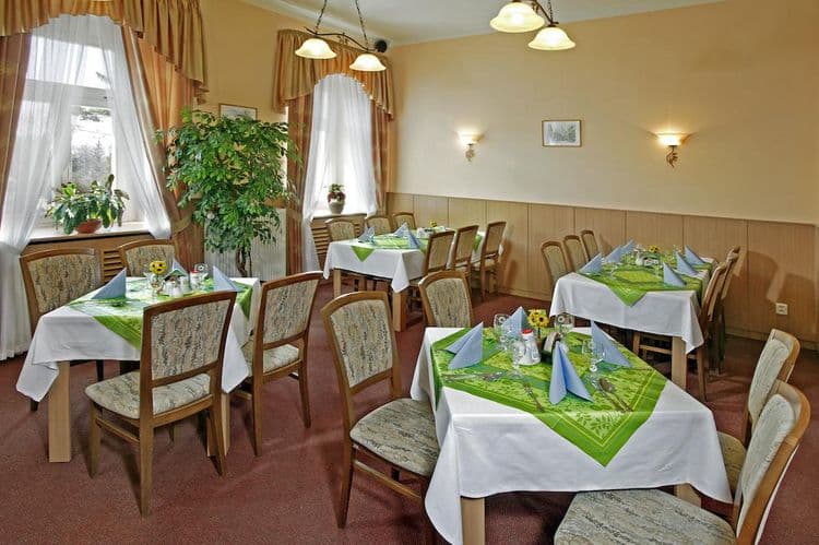 Paris Hotel