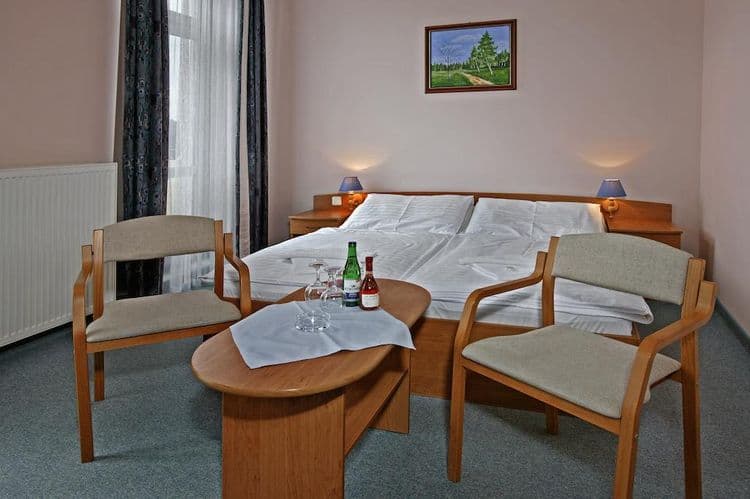 Paris Hotel