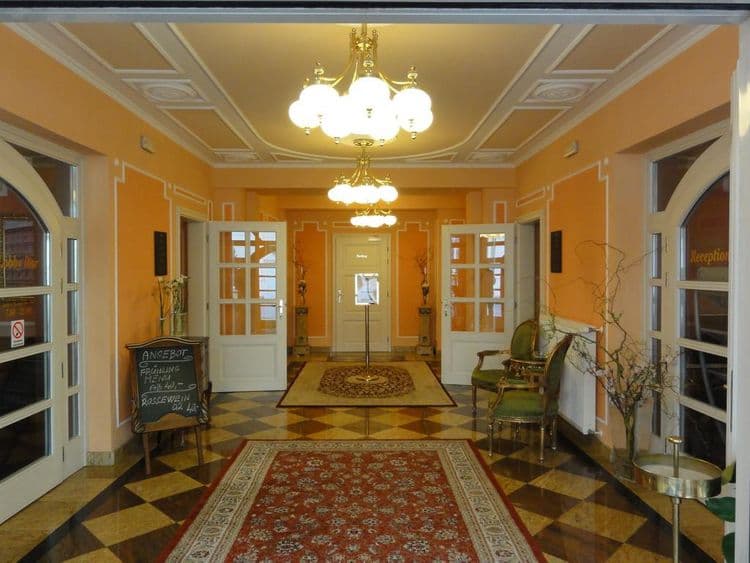 Residence Romanza Hotel
