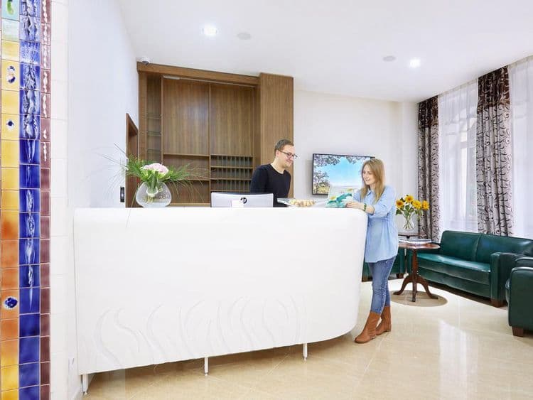Iris Spa Hotel