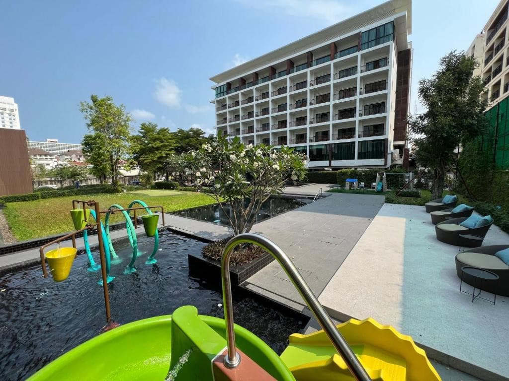 Fifth Jomtien Pattaya