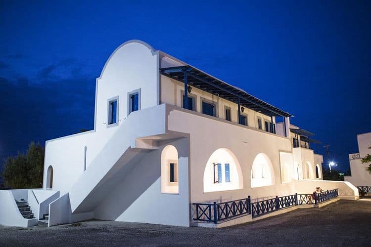 Maistros Village