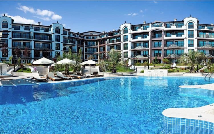 Boutique Rose Gardens Beach & Spa Hotel