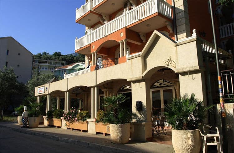 ACD Villa