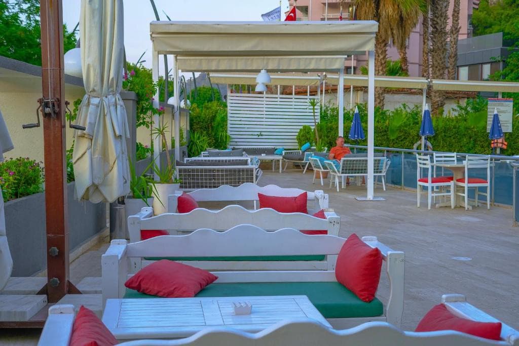 Dora Portofino Icmeler Hotel