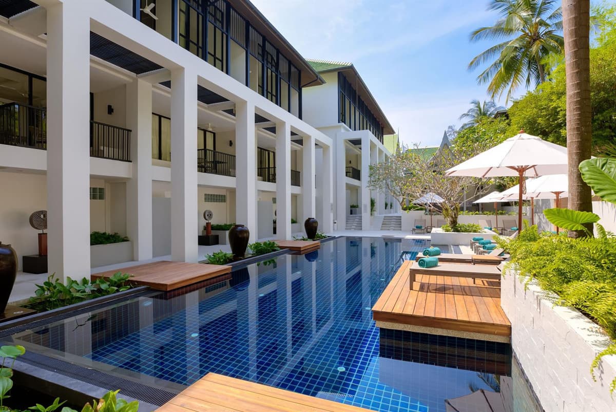 Outrigger Surin Beach Resort (Ex Manathai Surin Phuket)