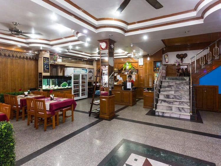 Lamai Inn