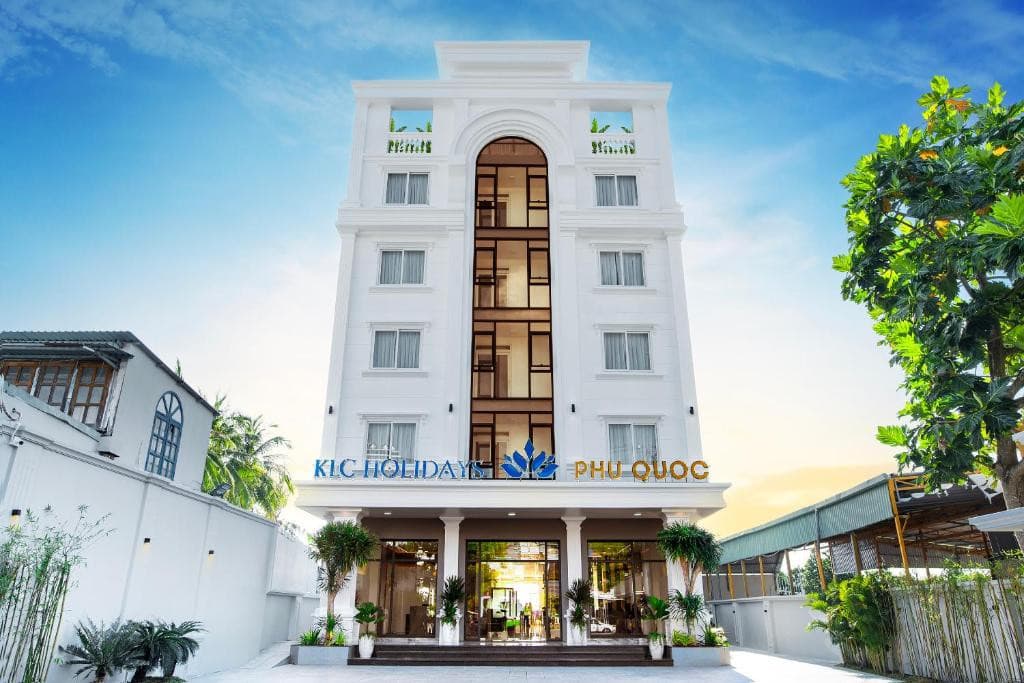 KLC HOLIDAYS