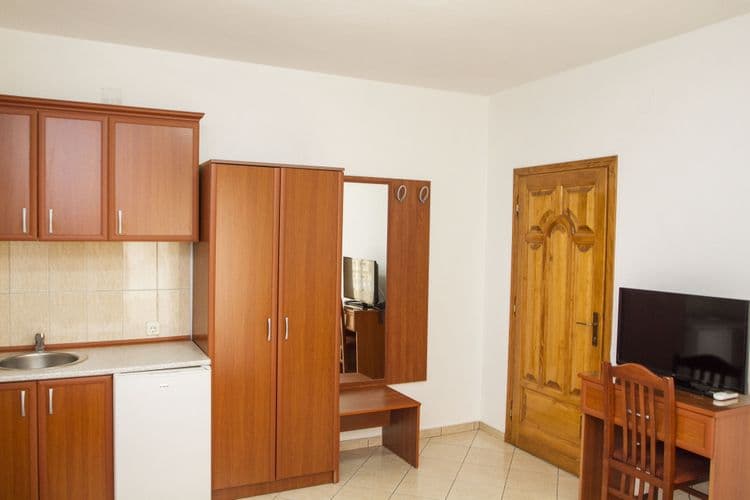 Llolla Aparthotel