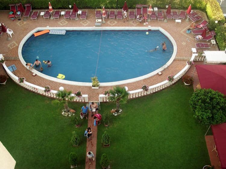 Apollo Hotel