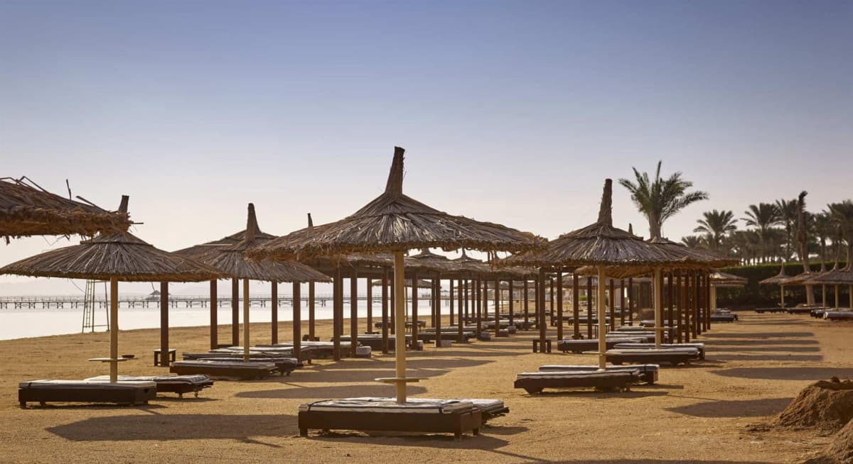 Coral Sea Holiday Resort & Aqua Park