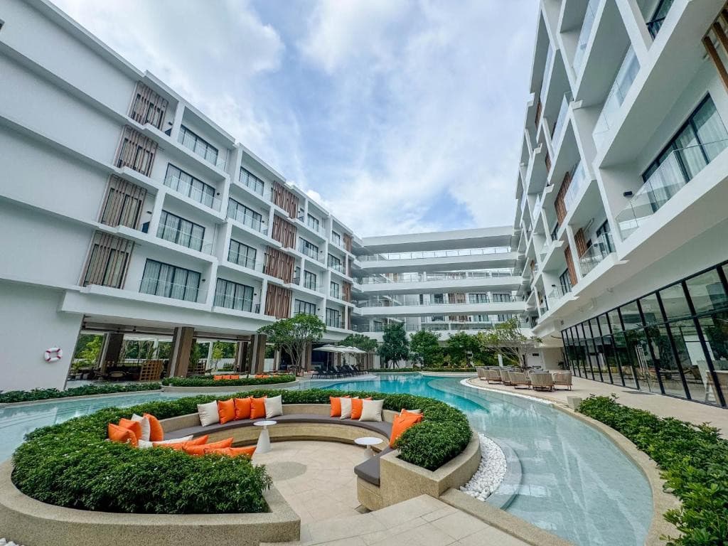 Laya Resort Phuket Island (Ex. Wanda Vista)